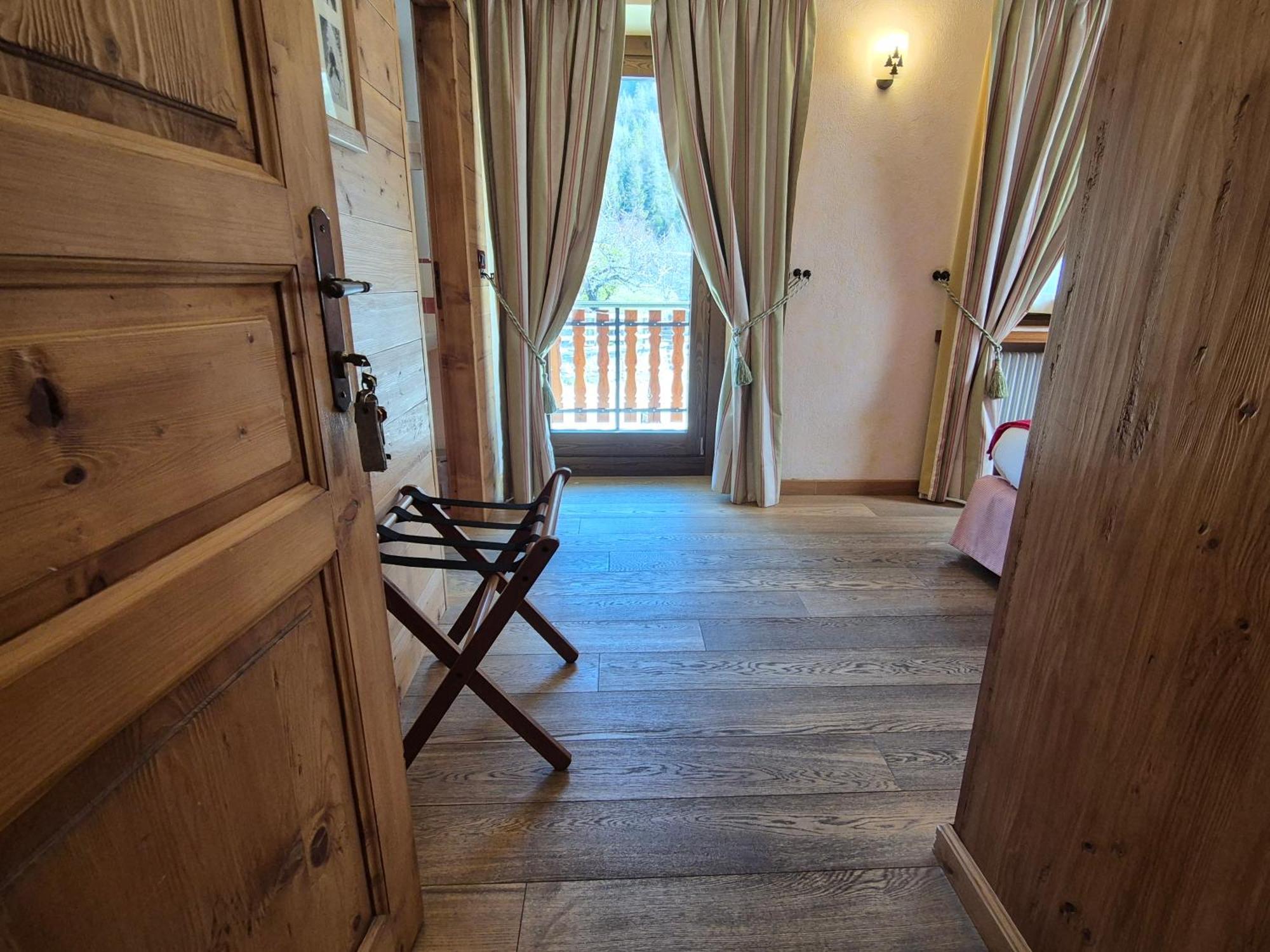 Hotel Dente Del Gigante Courmayeur Exterior foto
